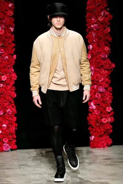 Look 36